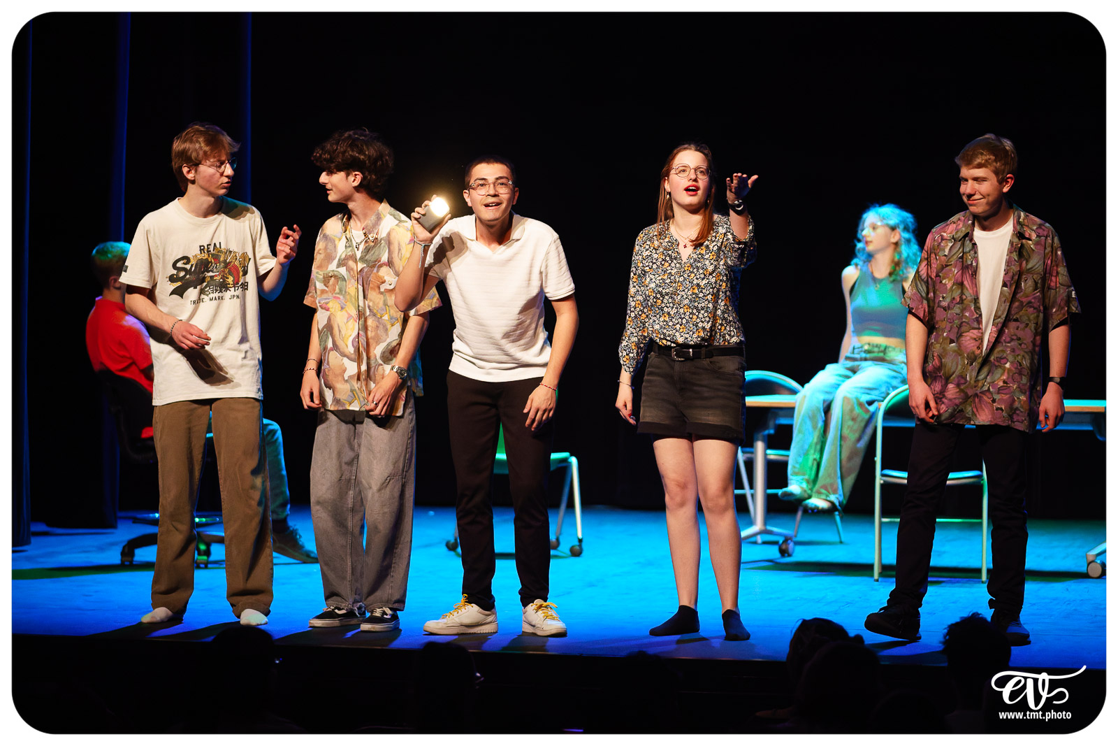 MAIS SONGEONS À RÉPÉTER S'IL VOUS PLAIT !